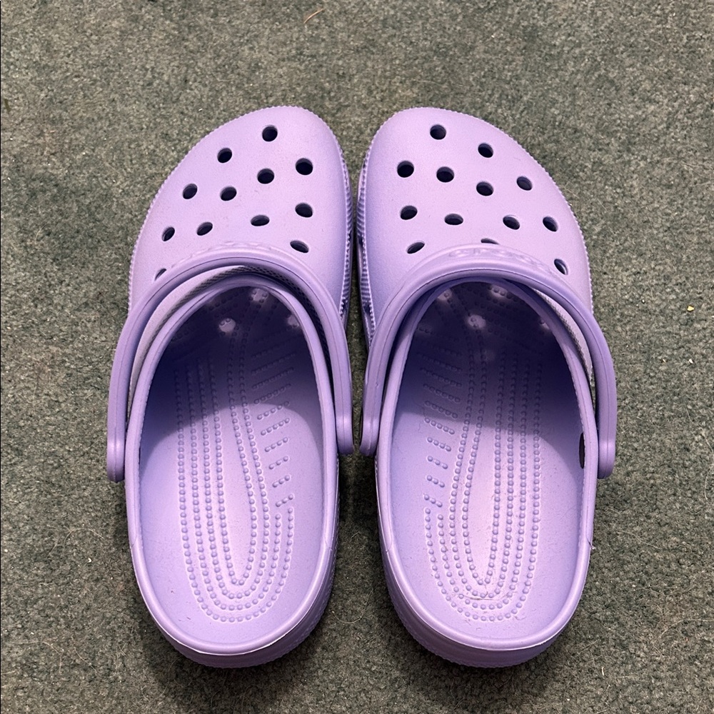 CROCS Lavender